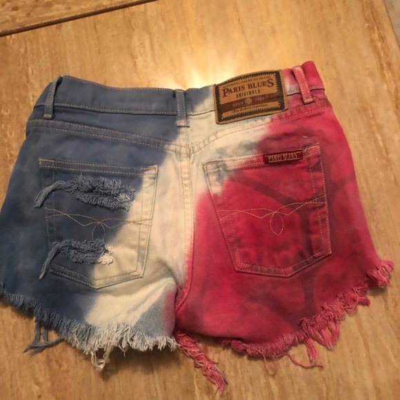 Shorts - Picture 2 of 3